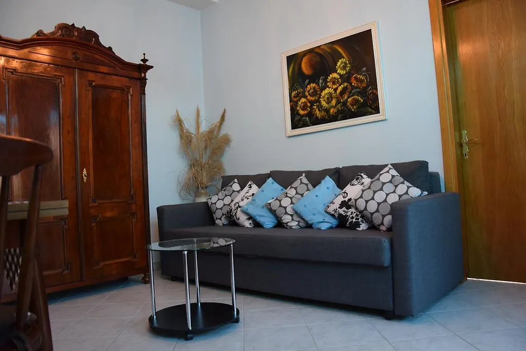 Apartments Crobeg Rab Town 0*,  Chorwacja